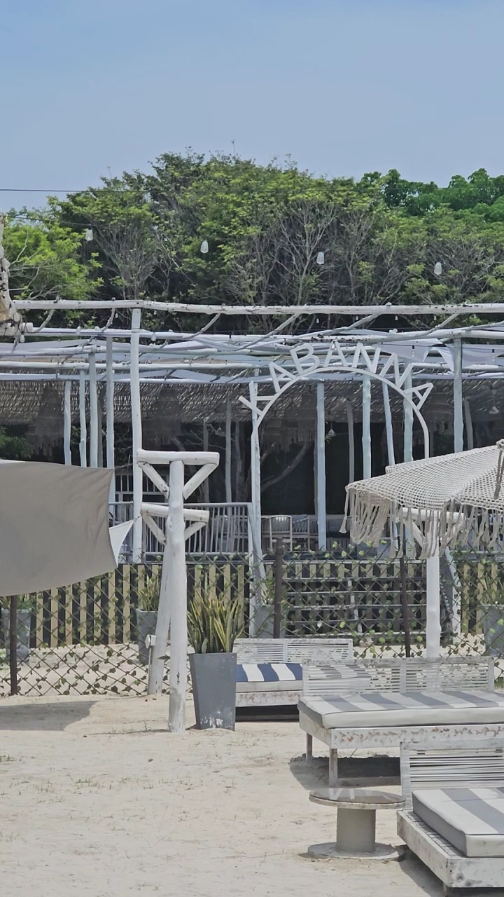 Club Kabanna Luxury Beach Club 2