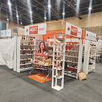 Zapatos de moda en CORFERIAS BOGOTÁ, exhibición de calzado en evento de moda.