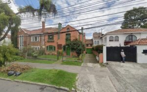 Owner El Gato Que Lee Y Bebe Bogota 1