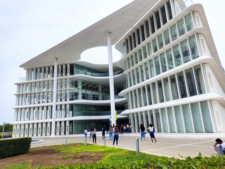 Universidad De Los Andes 8211 Sede Caribe 1