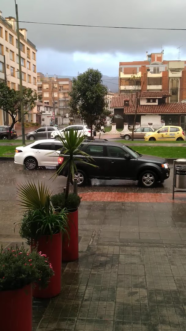 Alianza Francesa de Bogotá - Sede Cedritos4