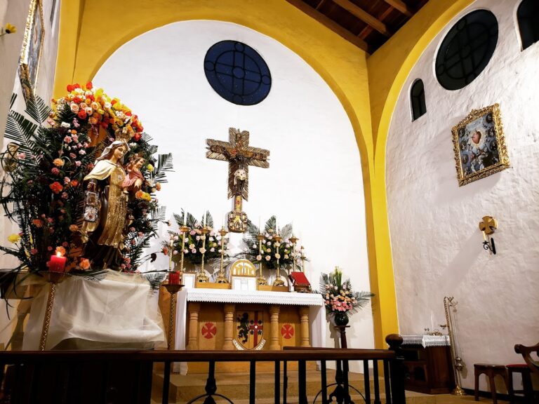 Capilla de los Sagrados Corazones de Jesús y de María3