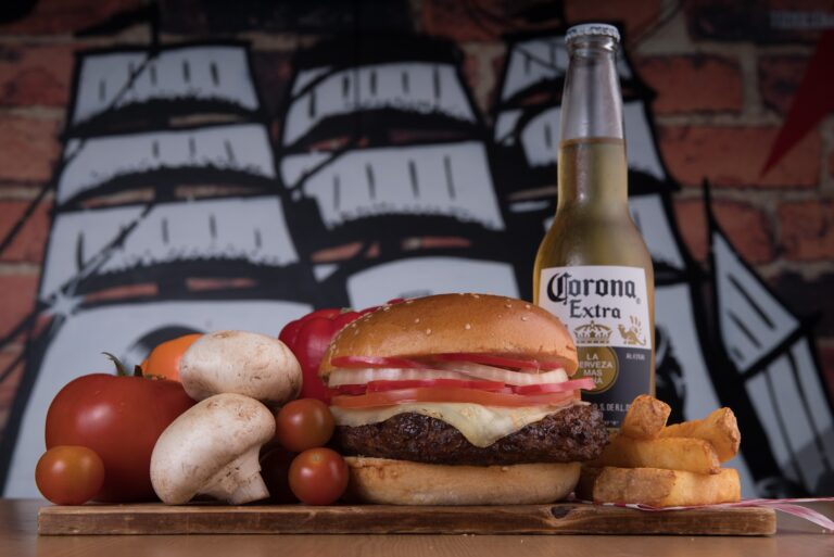 JOLLY ROGER COMIDA Y BREBAJES3