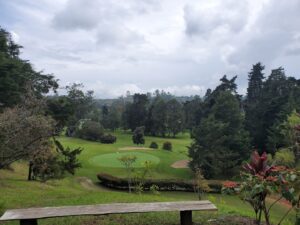 LA MACARENA RIONEGRO | Golf -Tennis - Food & Drinks - Playground - Events