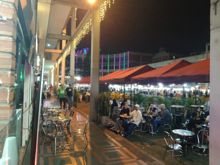 Plazoleta Nueva Villa de Aburrá