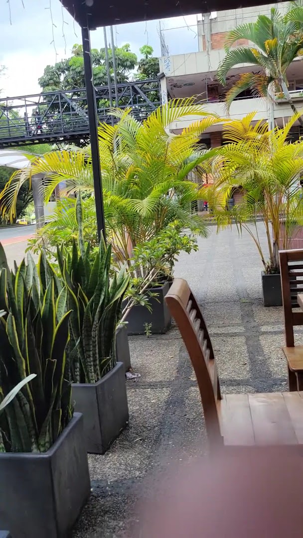 Plazoleta Nueva Villa de Aburrá2