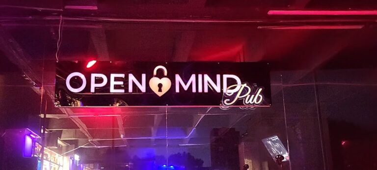 Club Fantasy Open Mind Swinger - Image 04