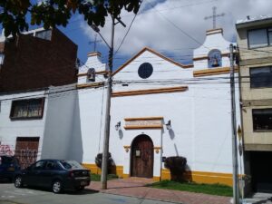 Capilla de los Sagrados Corazones de Jesús y de María - Image 01