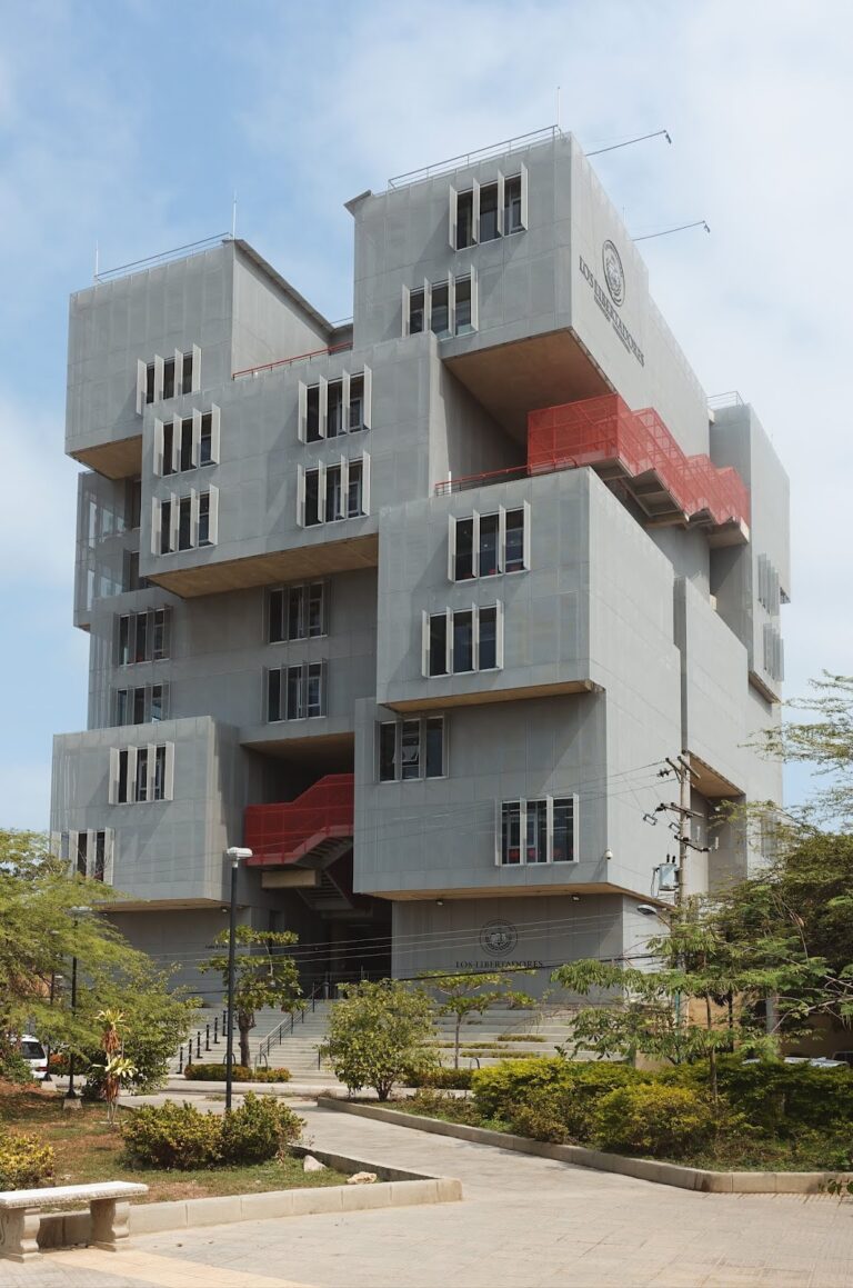 Fundación Universitaria Los Libertadores Sede Cartagena - Image 01