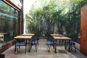Zombra – Restaurante El Poblado Medellín - Imagem 01