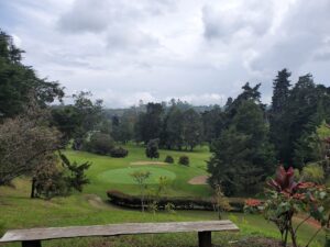 LA MACARENA RIONEGRO | Golf -Tennis – Food & Drinks – Playground – Events - Image 01