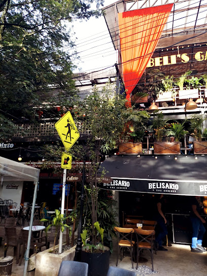 CALIXTO / DISCOTECA / BAR / COCTELES / DRINK / VIDA NOCTURNA / EL POBLADO / MEDELLIN / PROVENZA /