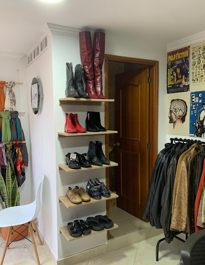 MINERVA - Ropa de segunda mano y accesorios