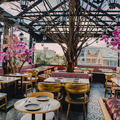 Tokyo Rooftop | Sushi y Cocteles en la Zona G