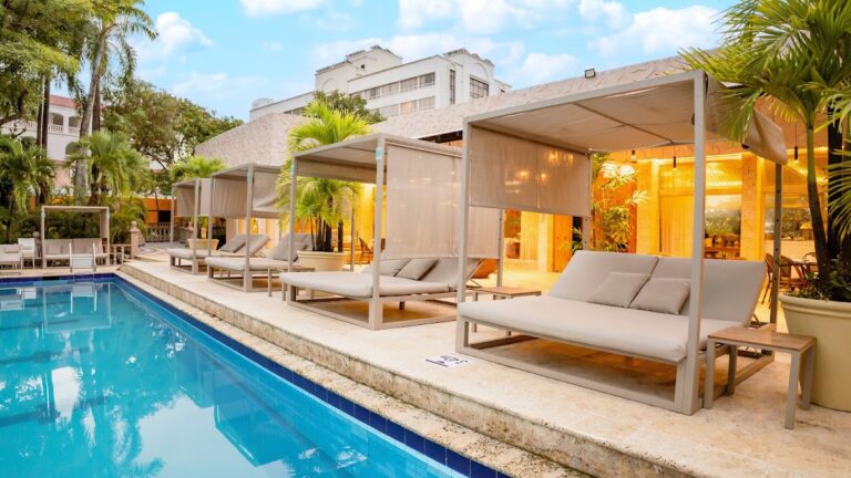 Hotel Caribe by Faranda Grand, a member of Radisson Individuals - Image 01