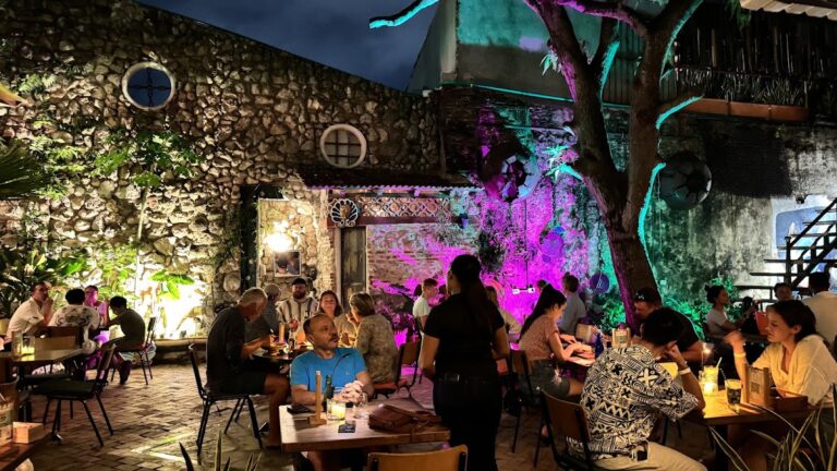 Casa del Tunel Restaurant Bar - Bild 04