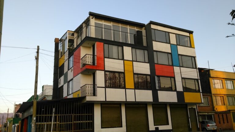 Artitis Espacio de Arte - Image 01