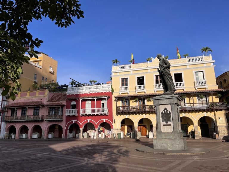 Monumento Torre del Reloj - Image 03