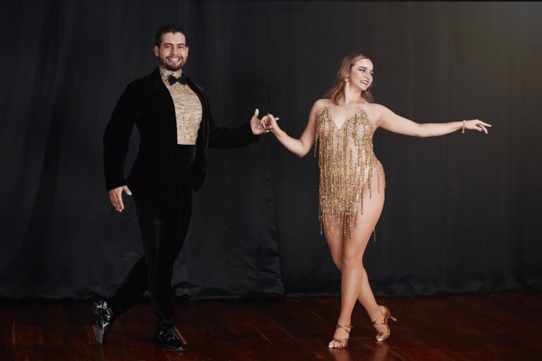 Siémbrala Tanzakademie – Intensivkurse Salsa Medellín – Bild 04