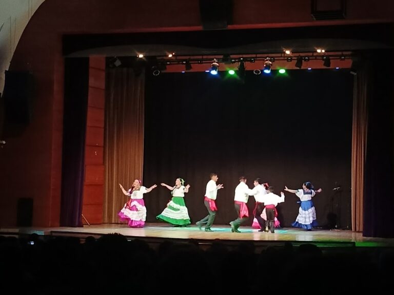 Teatro ECCI Centro - Image 01