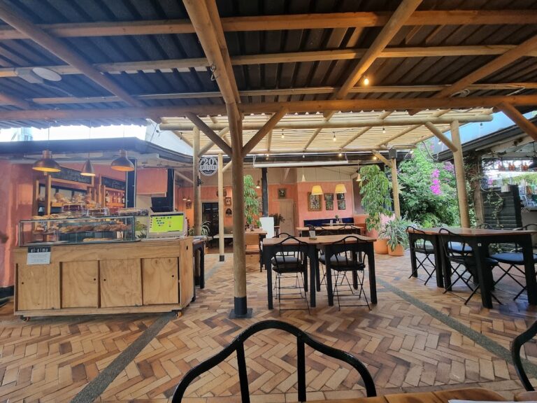 Al Alma Café Restaurante – El Retiro - Image 01