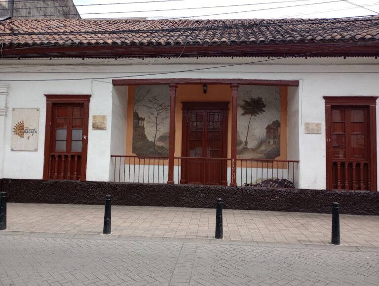 Centro Cultural Bacatá - Image 02