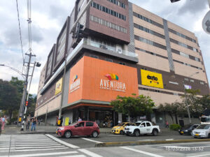 Centro Comercial Aventura