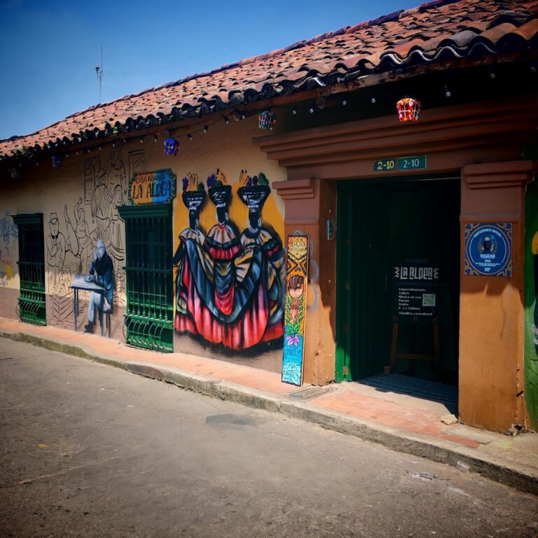 L`Aldea Casa Cultural - Image 02