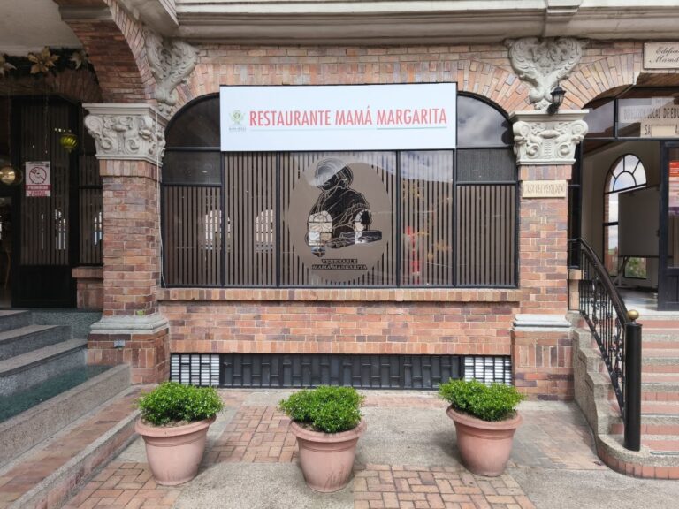 Restaurante Venerable Mamá Margarita - Image 01