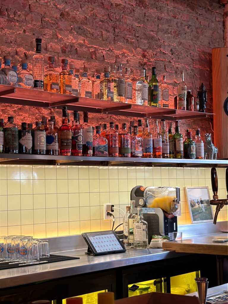 Seim Seim – Bar Tai - Image 01