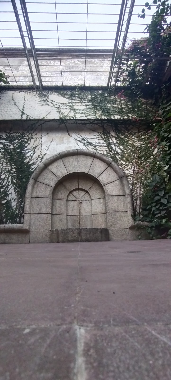 La casa bruciata - Immagine 03