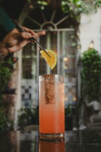 Anacrónica Bar - Image 01