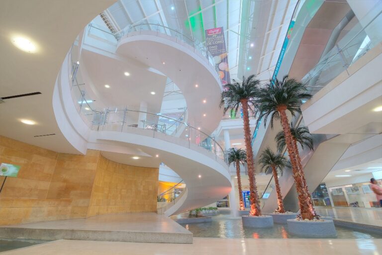 Einkaufszentrum Caribe Plaza – Bild 02