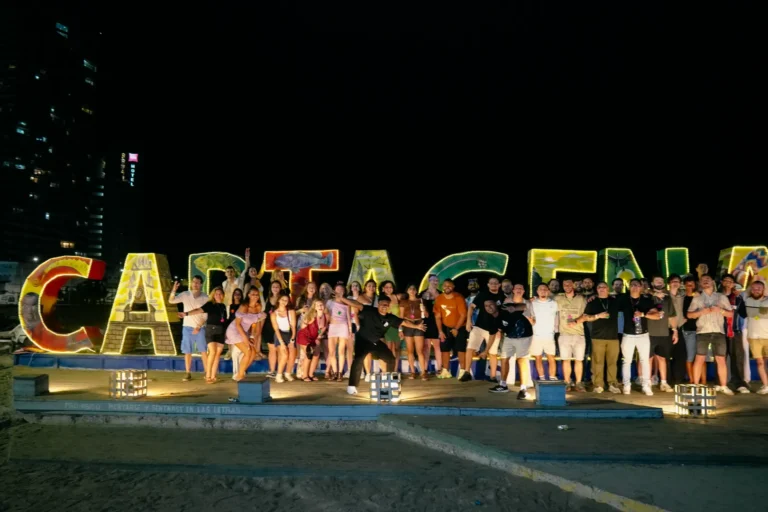 Party Bus - Image 04