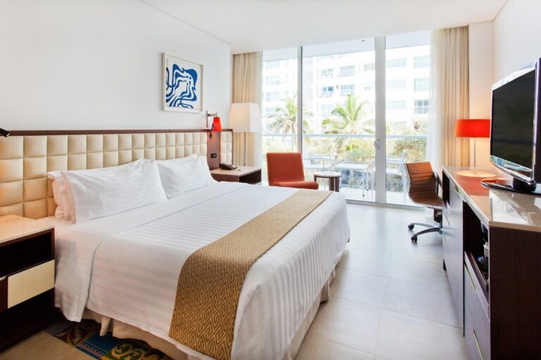 Holiday Inn Cartagena Morros - Immagine 02