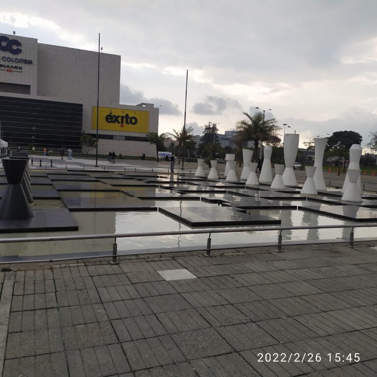 Plaza de los Alfiles - Image 03