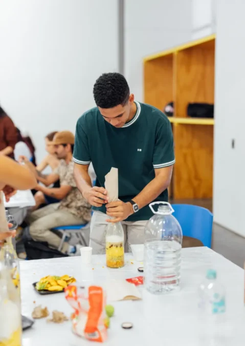Levaduras salvajes. Taller de fermentación a base de miel - Image 01