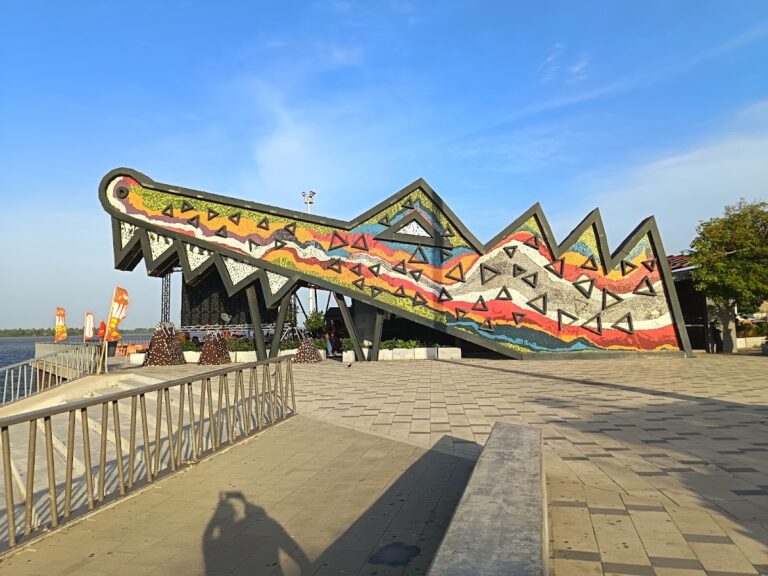 Malecón del Río - Image 04