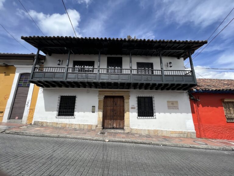 Biblioteca Instituto Colombiano de Antropología e Historia -ICANH - Image 01