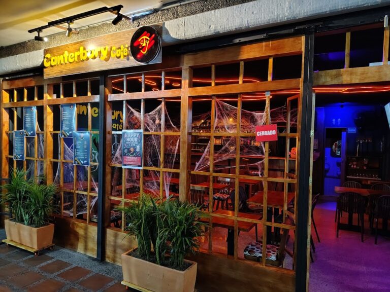 Canterbury Café Medellín - Bild 02