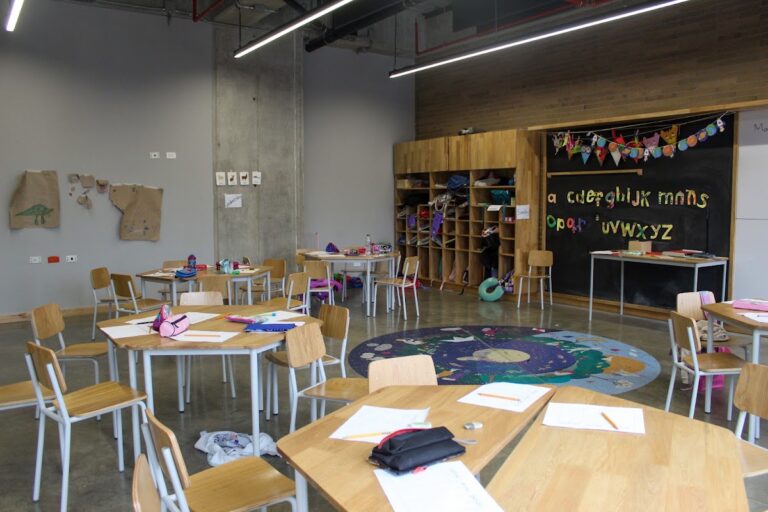 Cosmo Schools – Barrio Colombia - Image 07