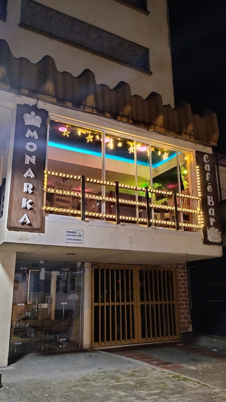 Café bar Monarka - Image 01