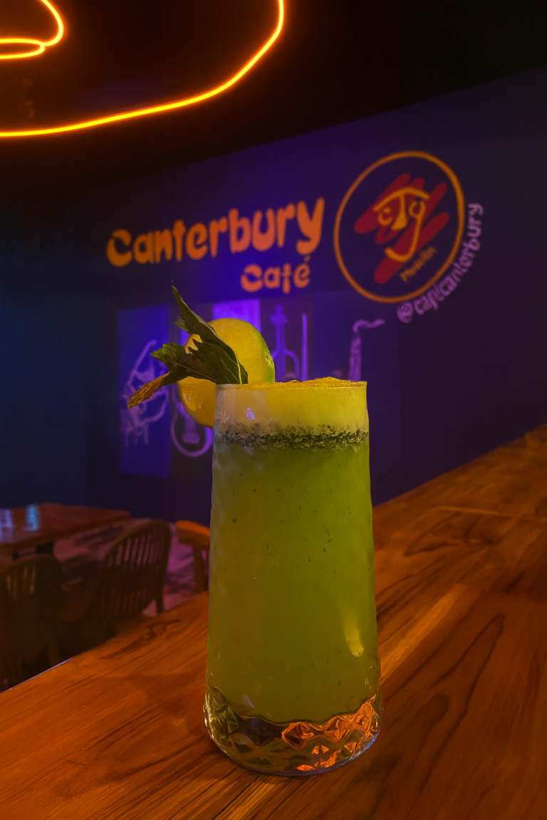 Canterbury Café Medellín - Image 03