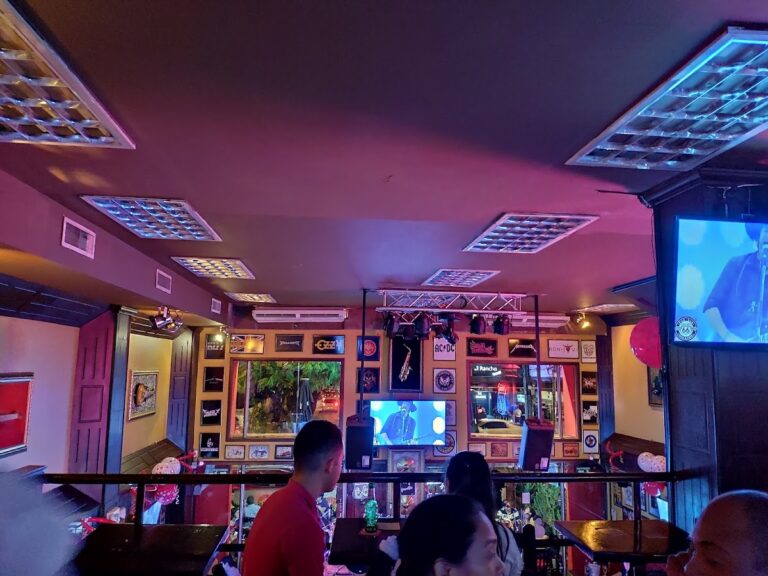 Route 66 Bar Cali - Image 01