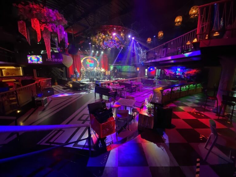 TRUCUPEY RESTO-BAR - Image 01