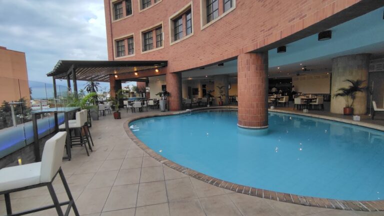 Hoteles Dann Carlton Cali - Image 01