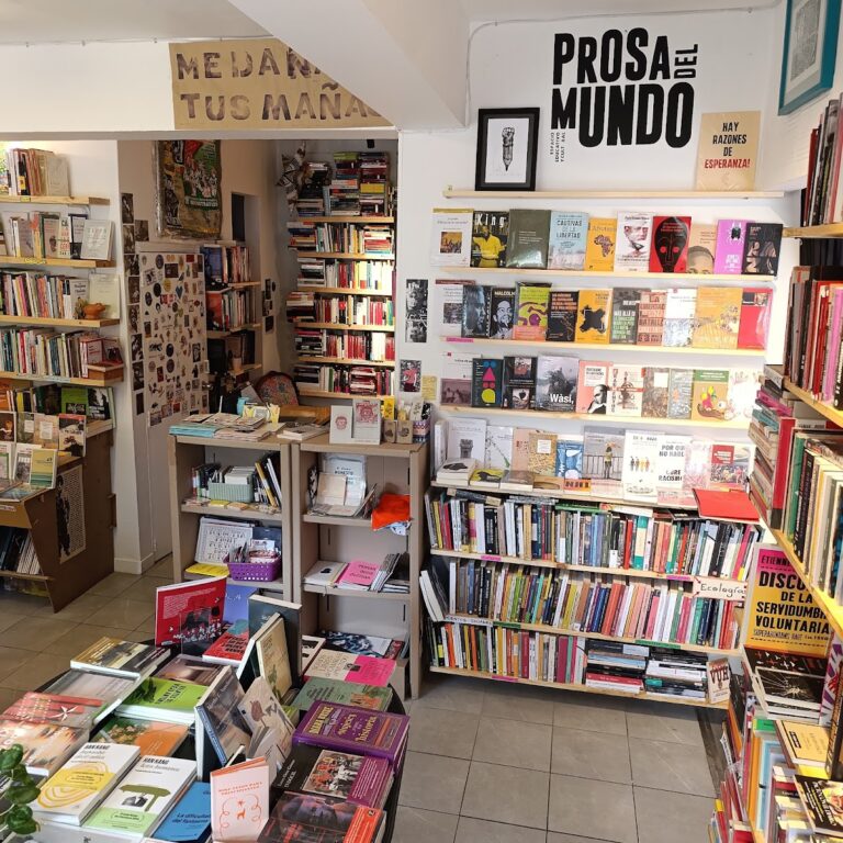 Prosa del Mundo Librería - Image 02
