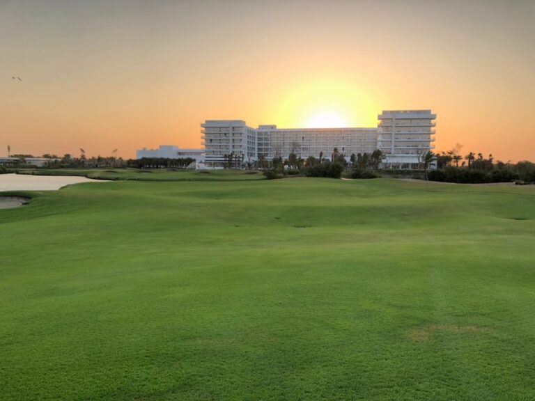 Karibana Beach Golf Condominium Cartagena - Image 04