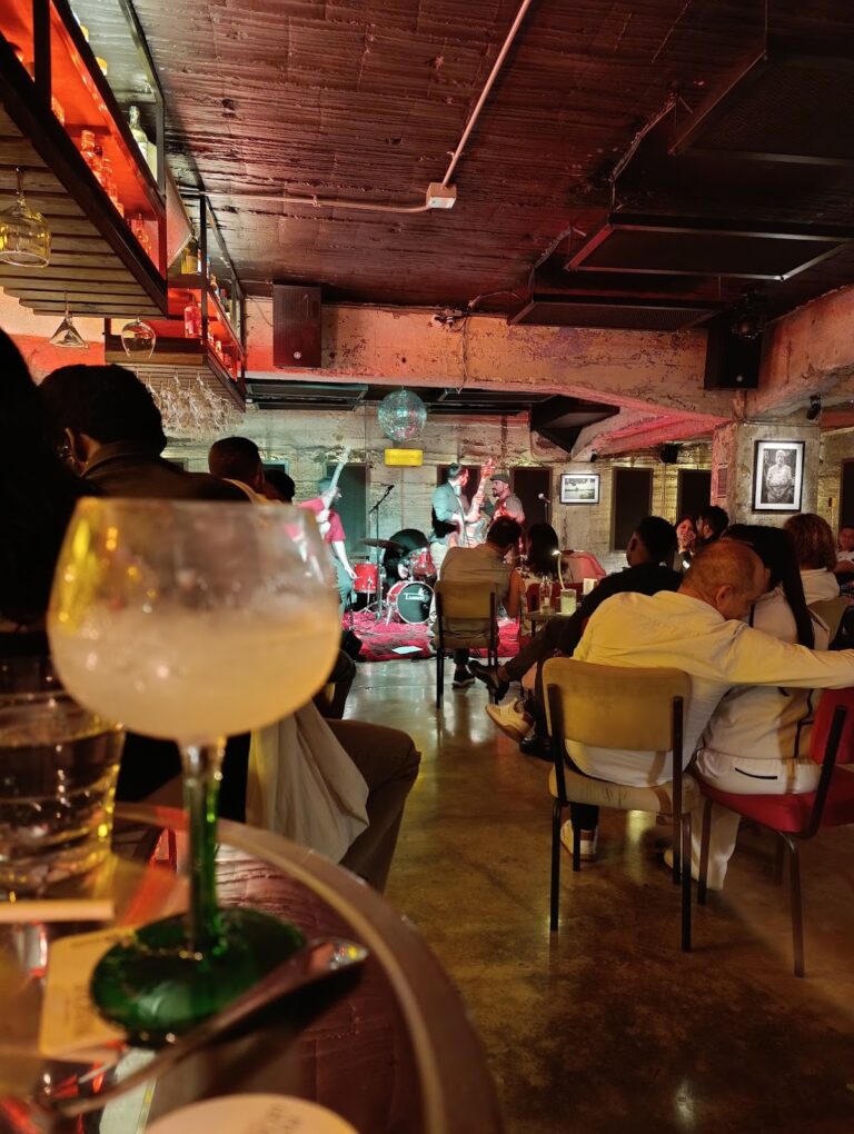 Bar Flores y Lechugas - Image 03