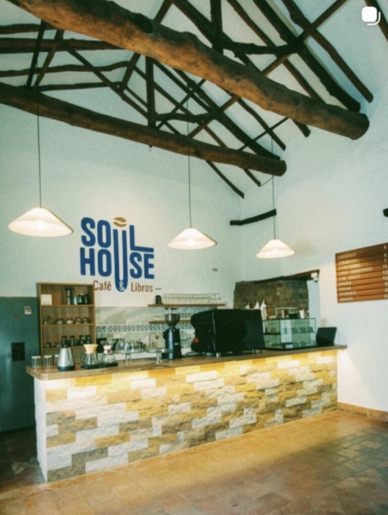 Soul House Café & Libros - Image 03